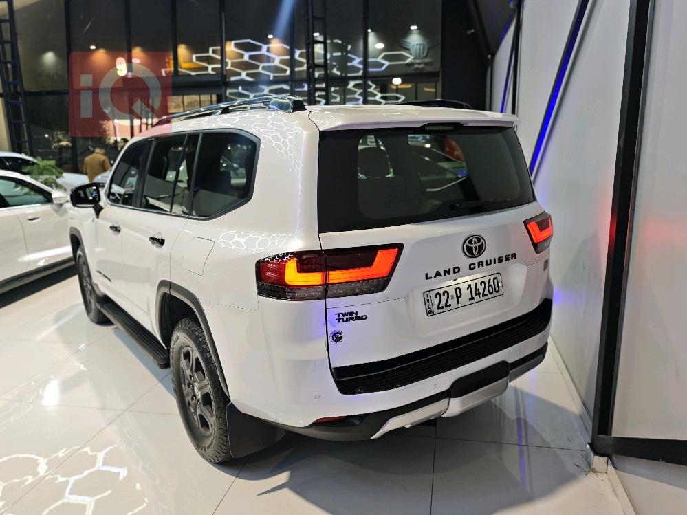 تويوتا لاندكروزر